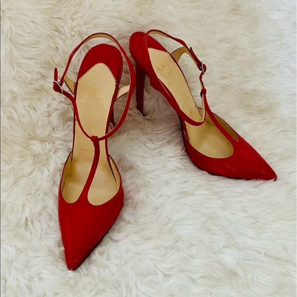 Christian Louboutin Shoes - 👠 Authentic Christian Louboutin Red Pump Sz 39.5 👠